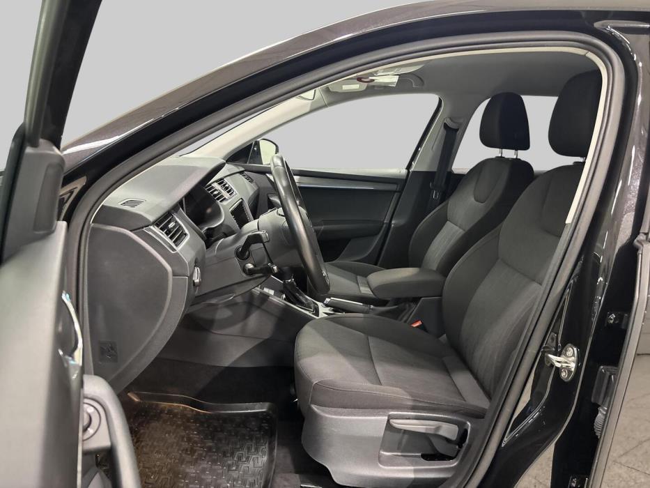 SKODA OCTAVIA 2020