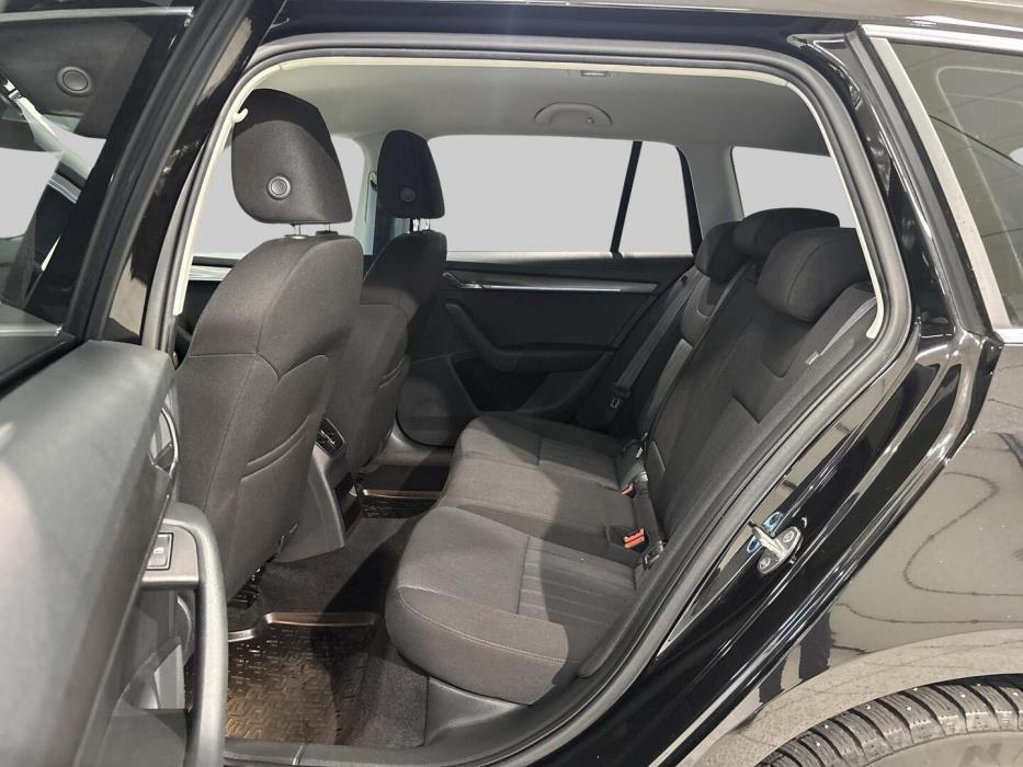 SKODA OCTAVIA 2020