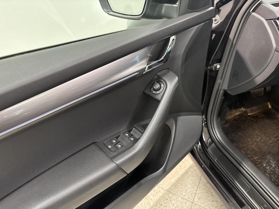 SKODA OCTAVIA 2020