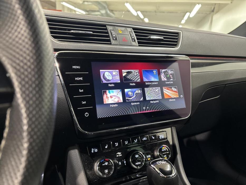 SKODA SUPERB 2019