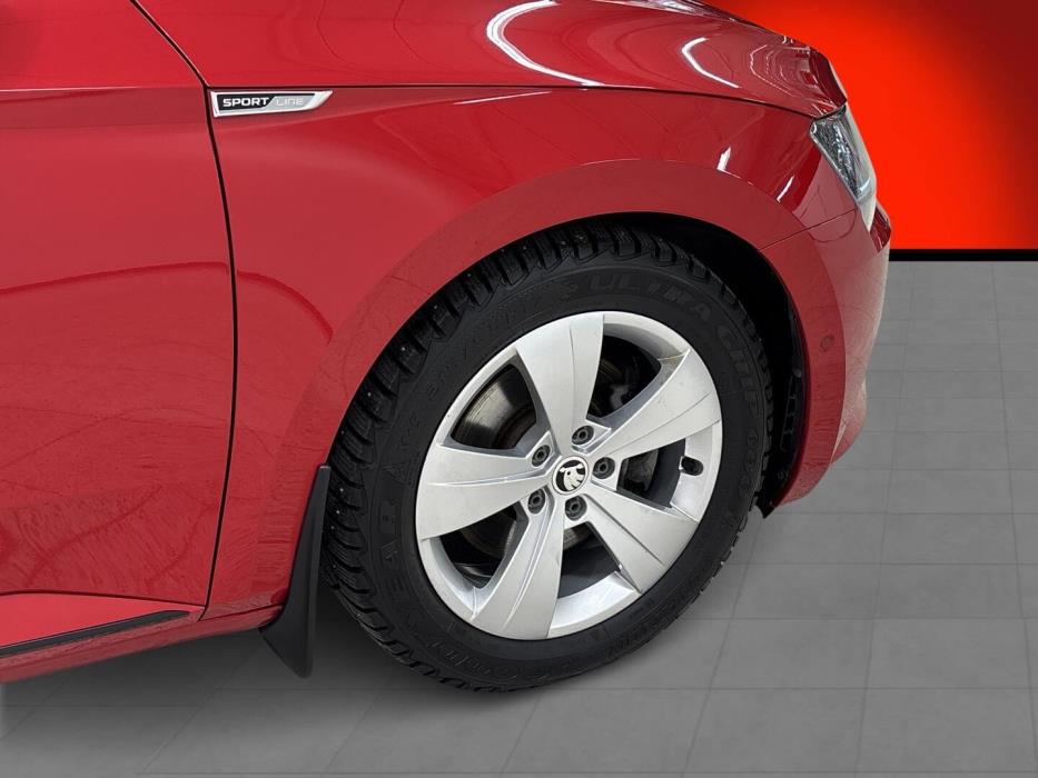 SKODA SUPERB 2019