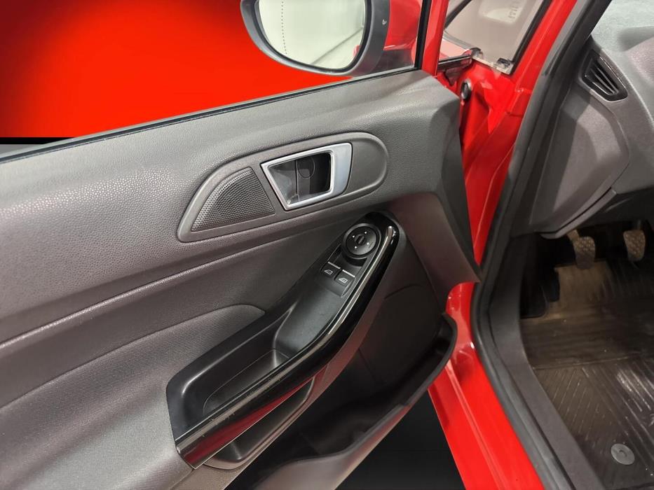 FORD Fiesta 2015