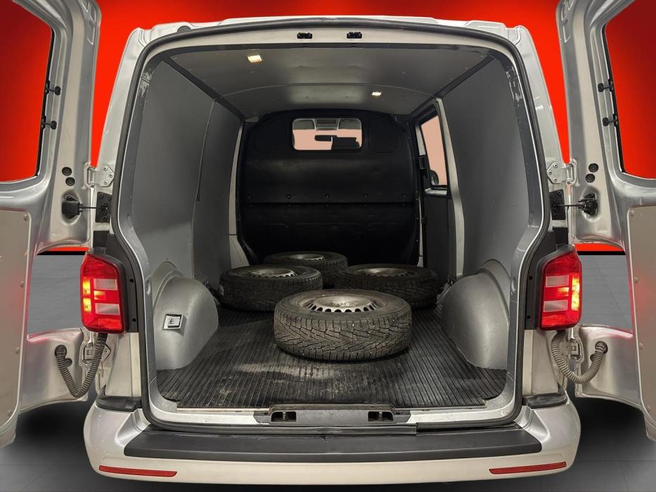 VOLKSWAGEN TRANSPORTER 2019