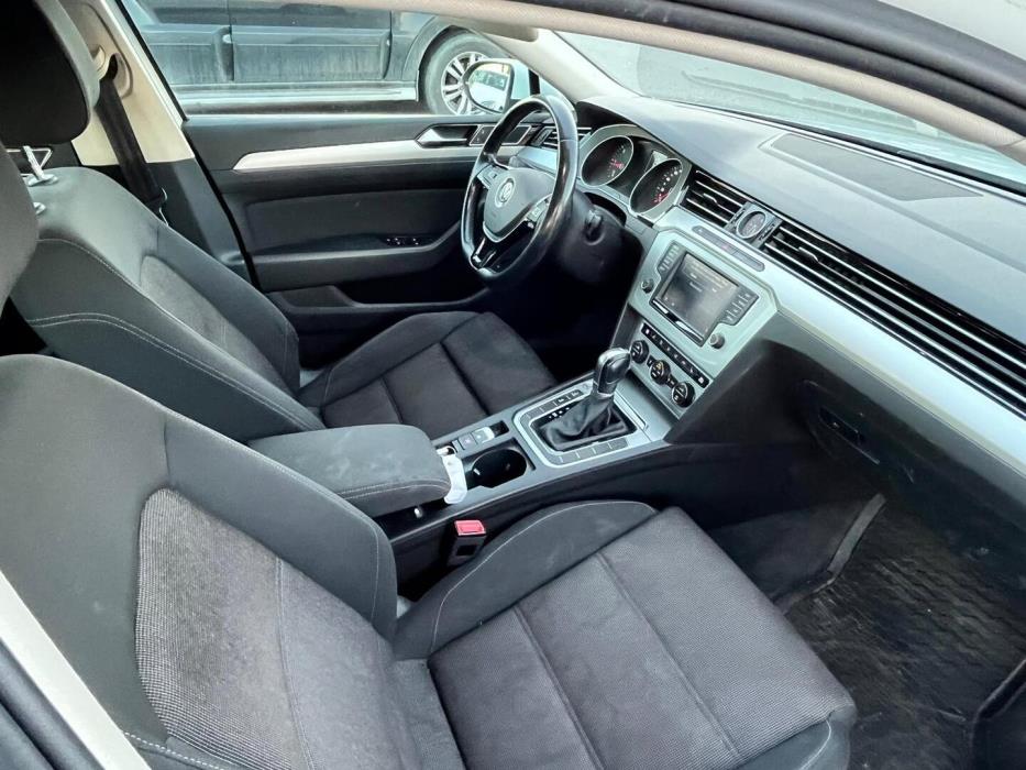 VOLKSWAGEN Passat 2015