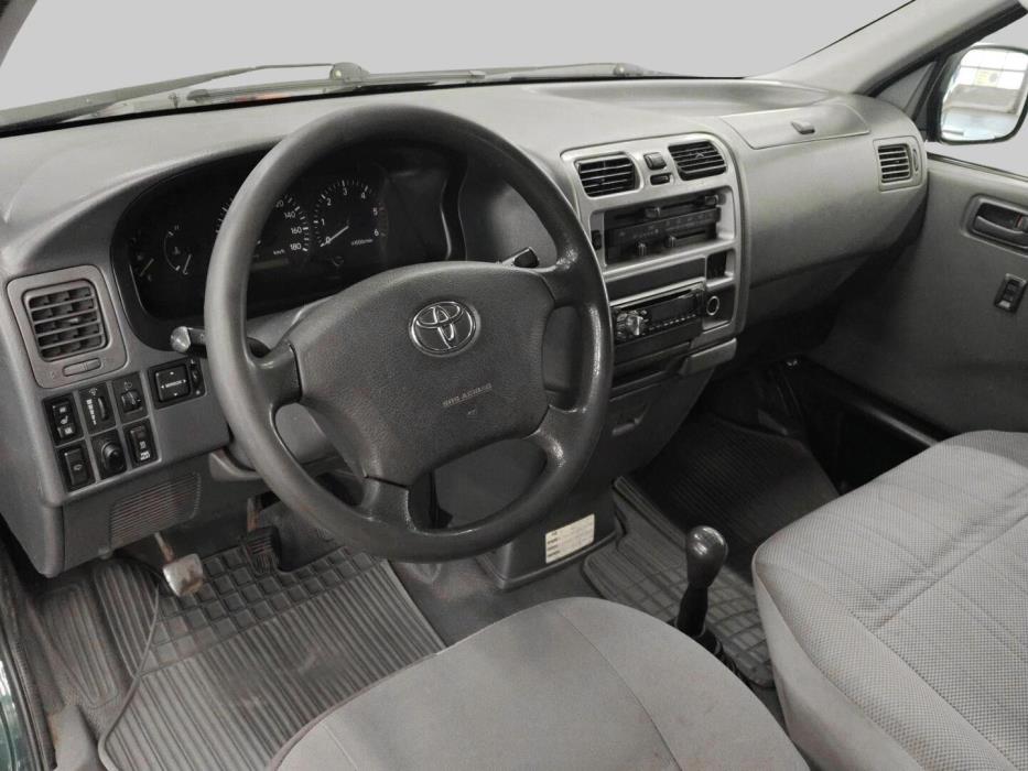 TOYOTA Hiace 2007
