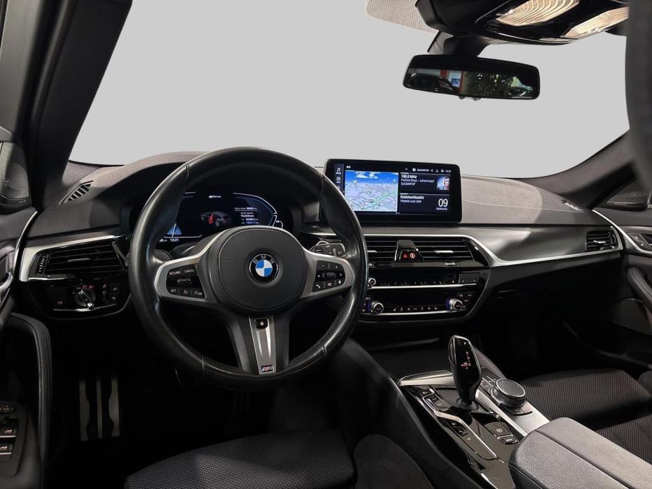 BMW 530 2021