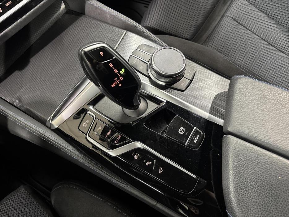 BMW 530 2021