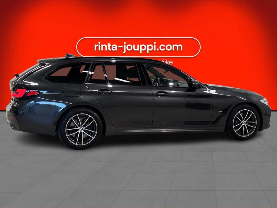 BMW 530 2021
