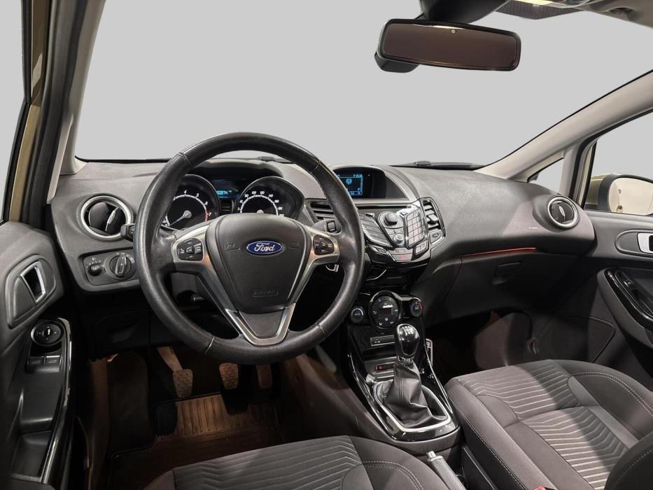 FORD Fiesta 2014