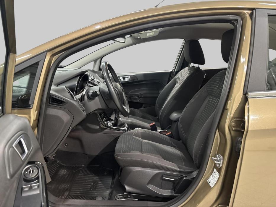 FORD Fiesta 2014