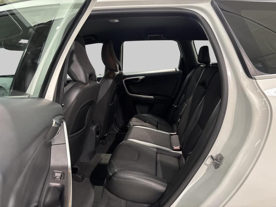 VOLVO XC60 2016