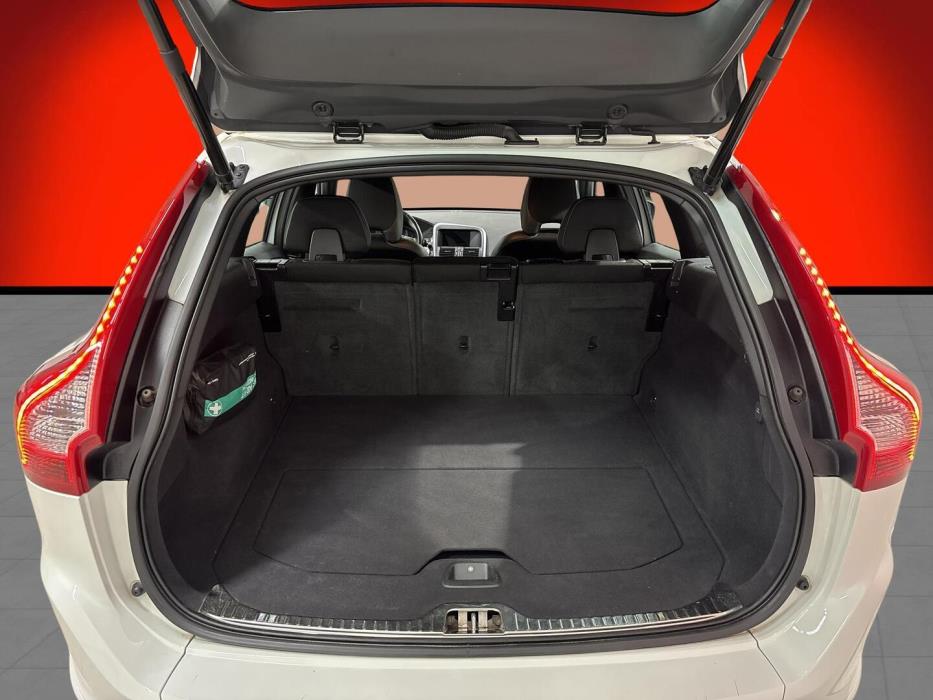 VOLVO XC60 2016