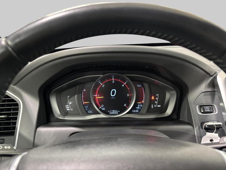 VOLVO XC60 2016