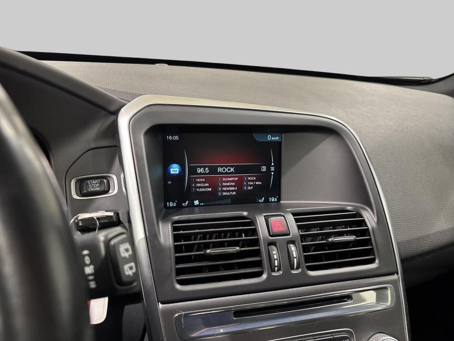 VOLVO XC60 2016