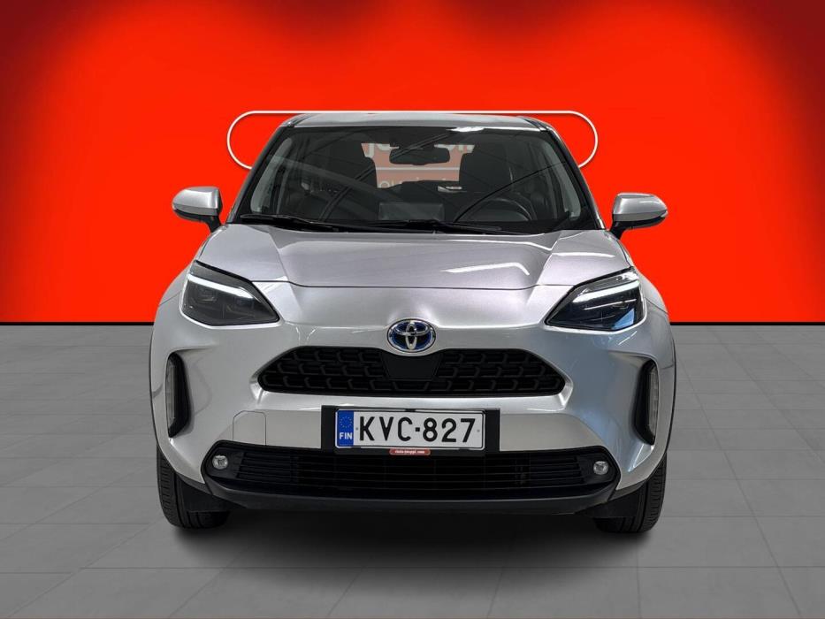 TOYOTA Yaris Cross 2023