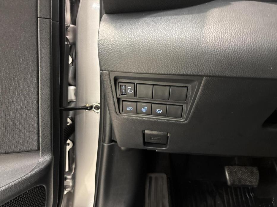 TOYOTA Yaris Cross 2023