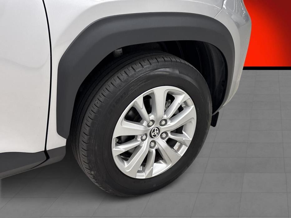 TOYOTA Yaris Cross 2023