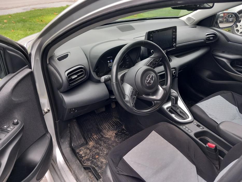 TOYOTA Yaris 2022
