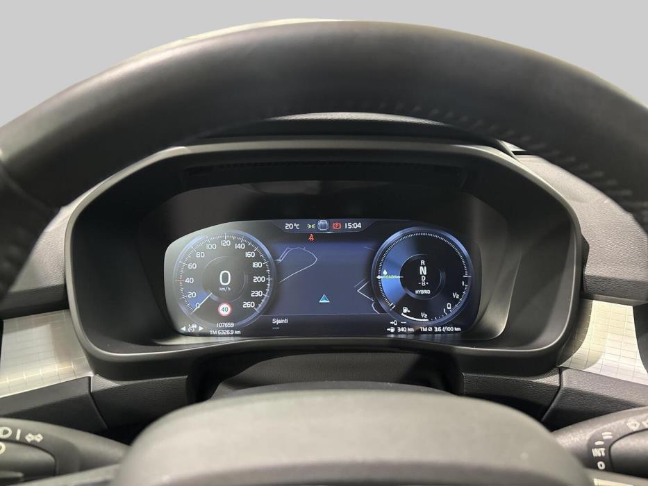 VOLVO XC40 2021