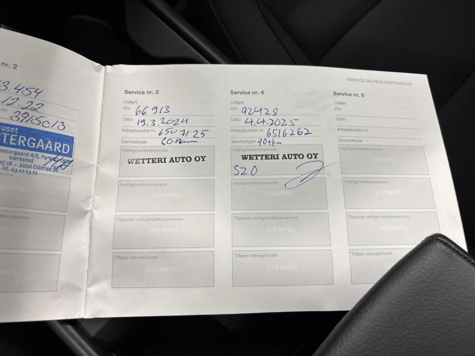 VOLVO XC40 2021