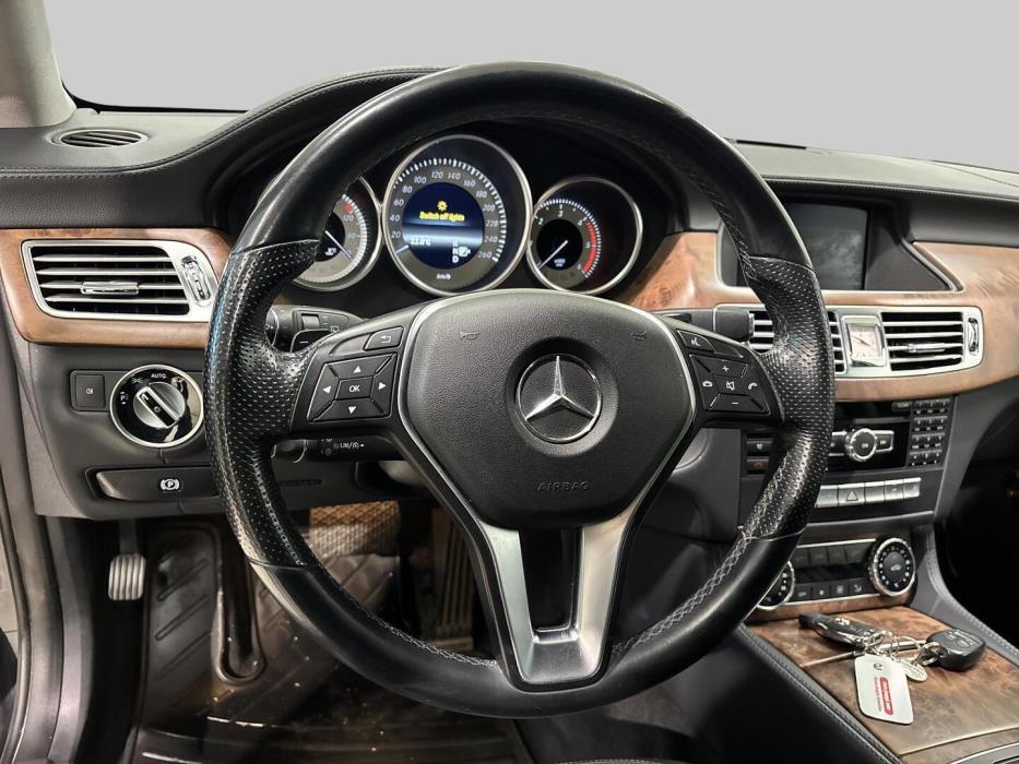 MERCEDES-BENZ CLS 2012