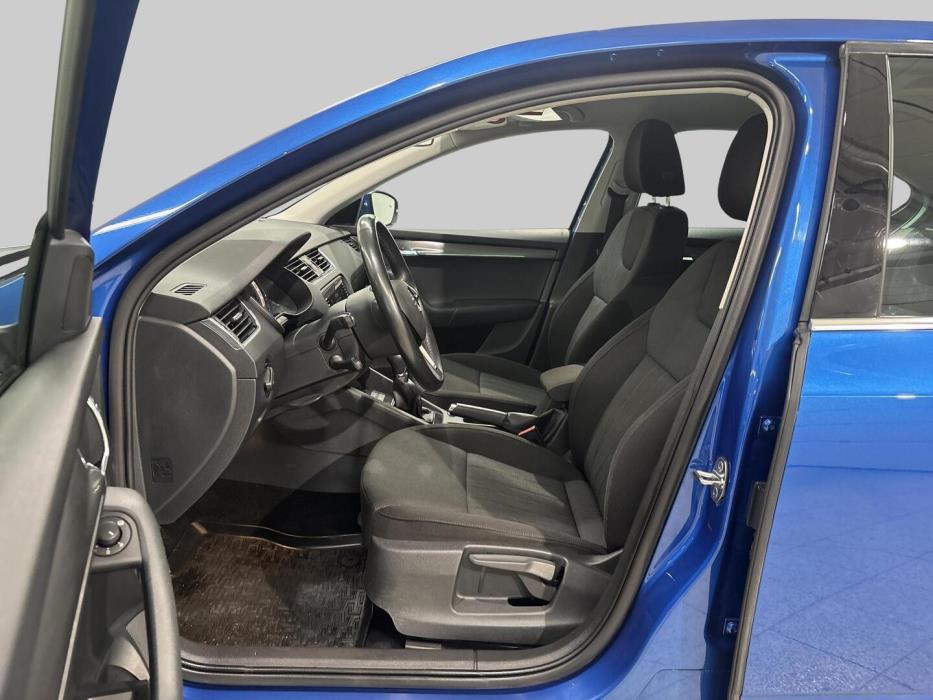 SKODA OCTAVIA 2019