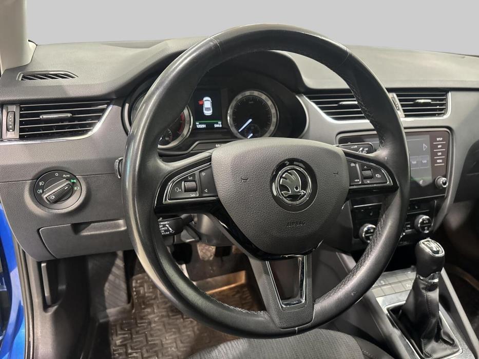 SKODA OCTAVIA 2019