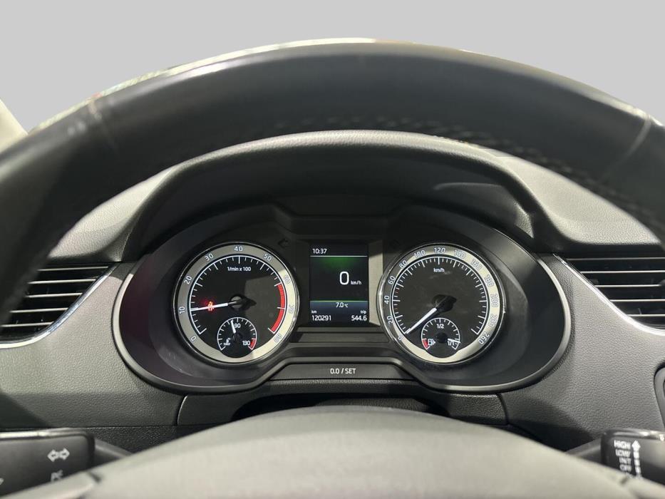 SKODA OCTAVIA 2019
