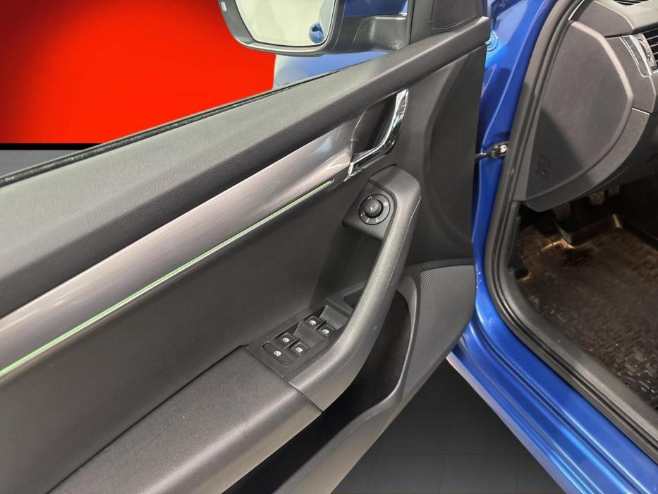 SKODA OCTAVIA 2019