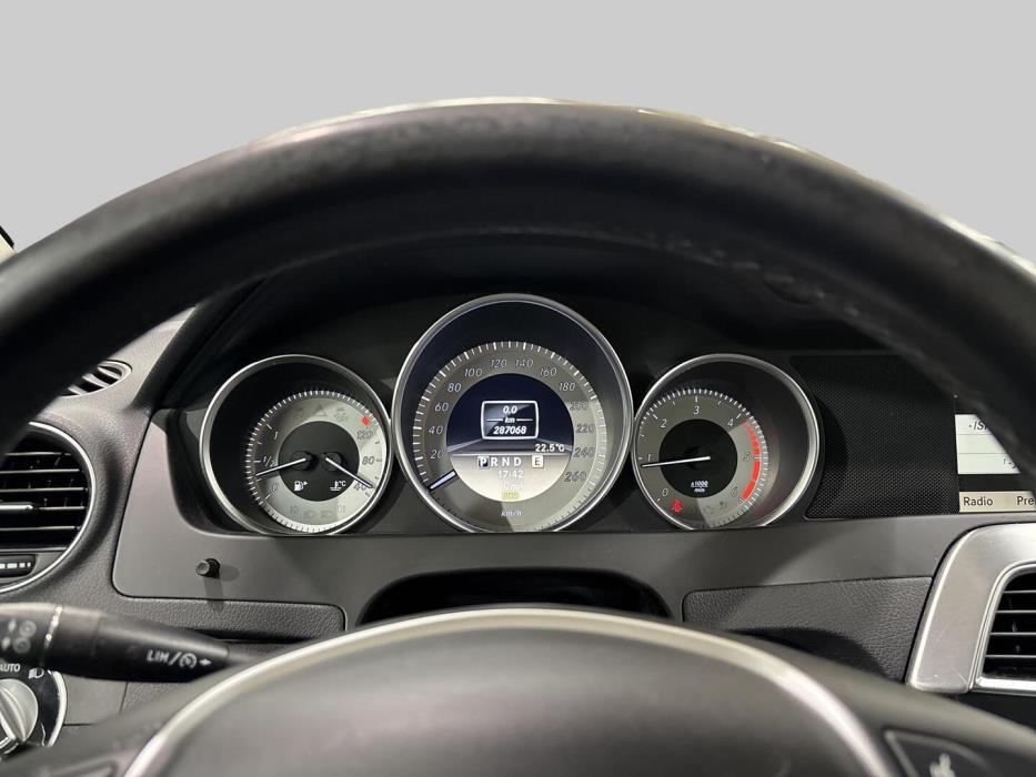 MERCEDES-BENZ C 2011