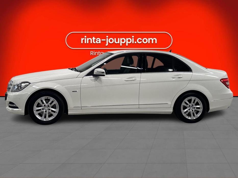 MERCEDES-BENZ C 2011