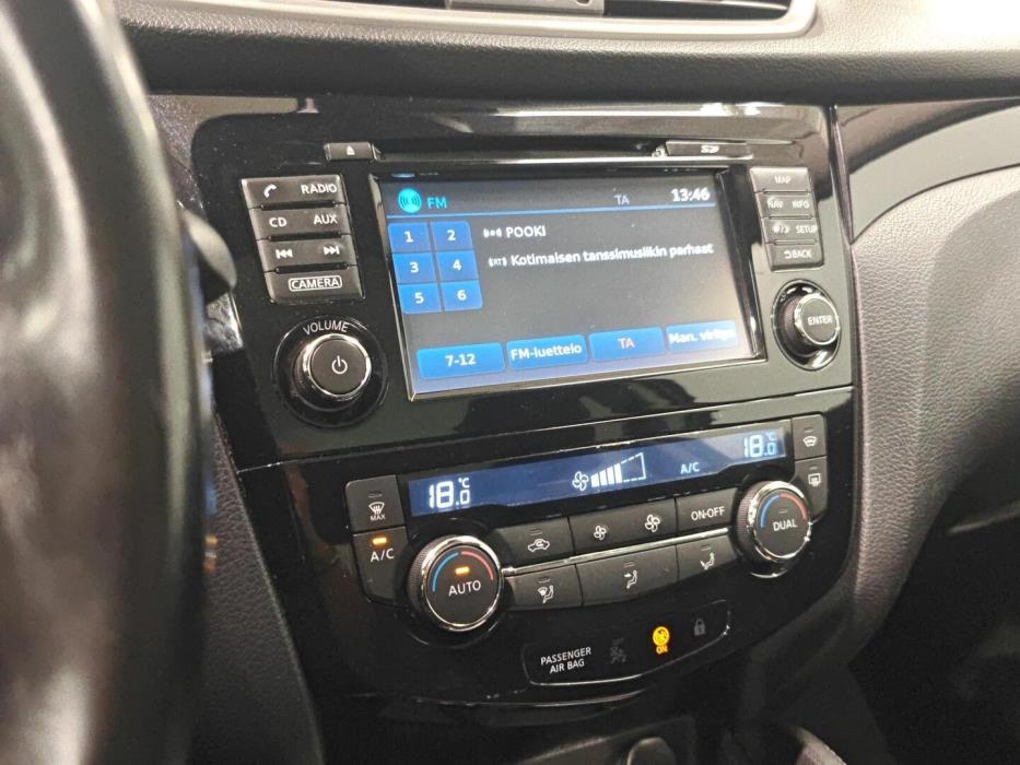 NISSAN Qashqai 2015