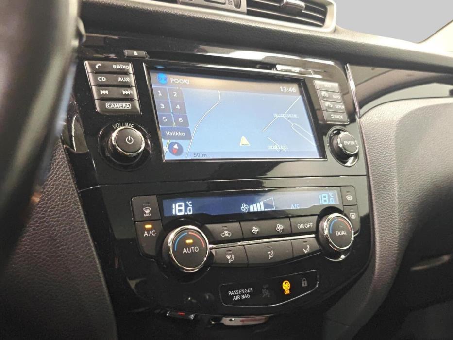 NISSAN Qashqai 2015
