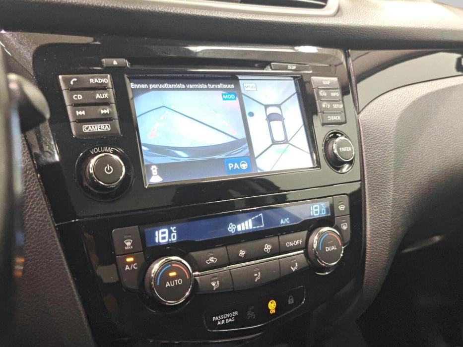 NISSAN Qashqai 2015