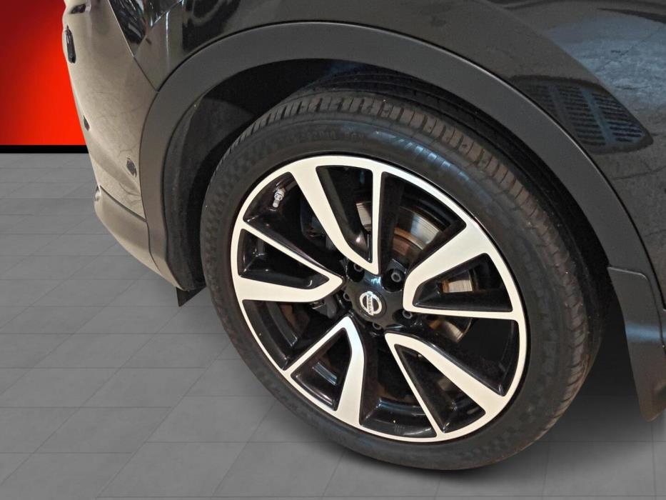 NISSAN Qashqai 2015