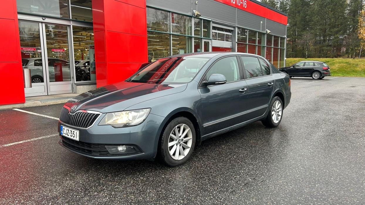 SKODA Superb 2015