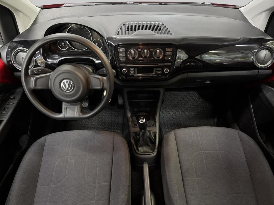 VOLKSWAGEN up! 2012