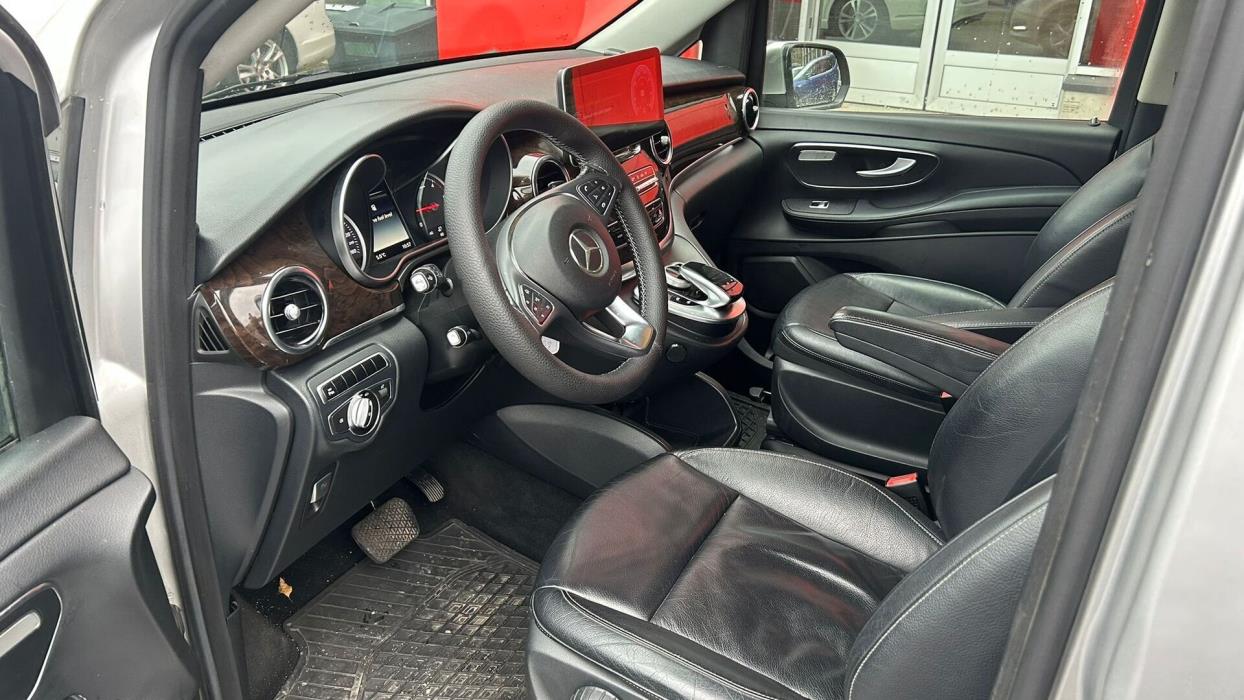 MERCEDES-BENZ V 2014