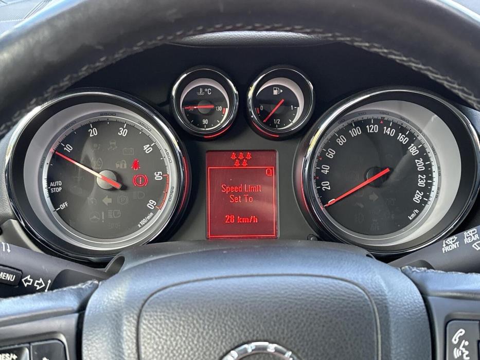 OPEL Zafira Tourer 2016