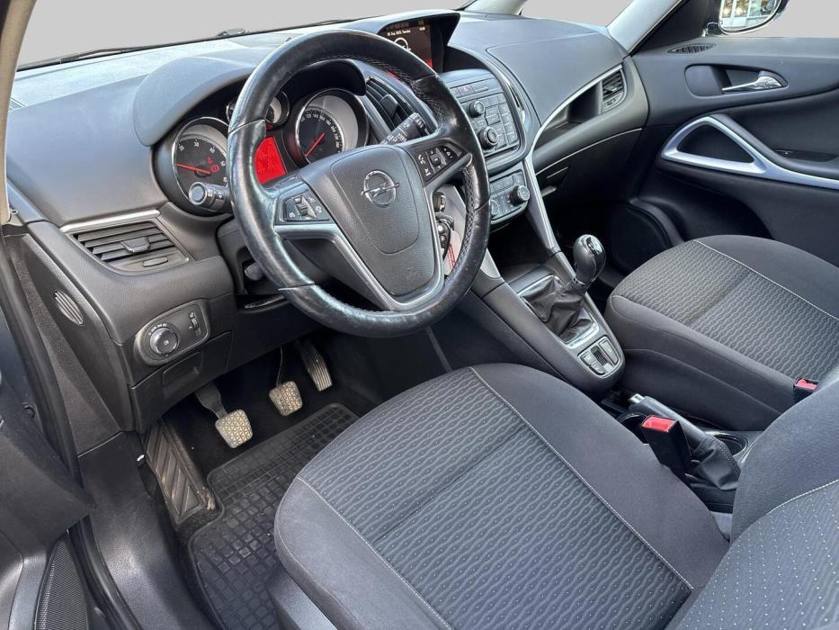 OPEL Zafira Tourer 2016