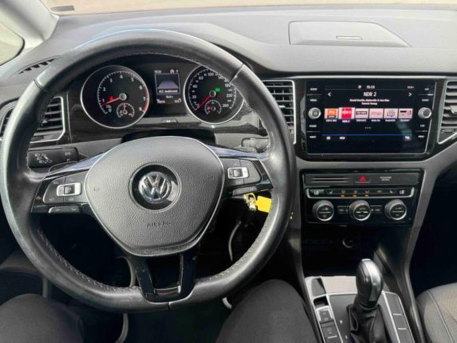 VOLKSWAGEN GOLF SPORTSVAN 2019