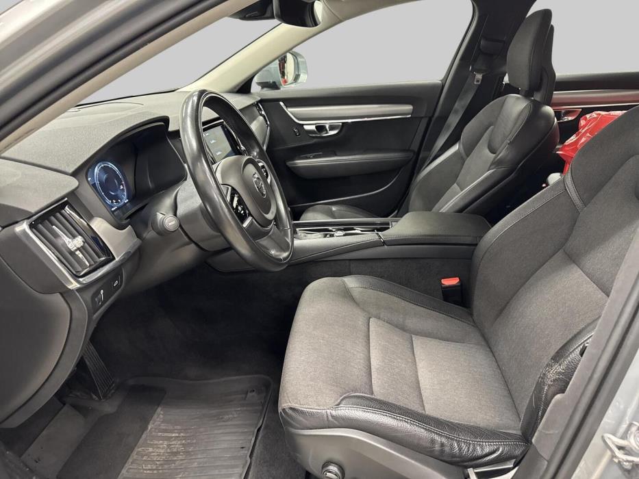 VOLVO V90 CROSS COUNTRY 2018