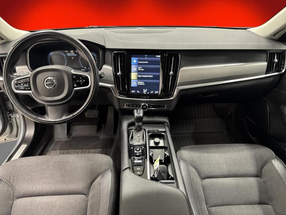 VOLVO V90 CROSS COUNTRY 2018