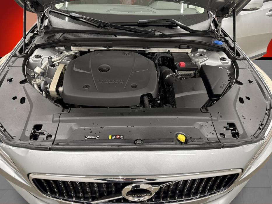 VOLVO V90 CROSS COUNTRY 2018
