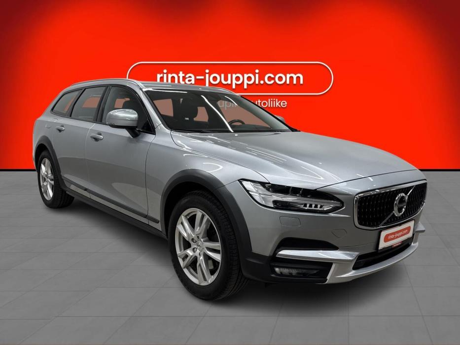 VOLVO V90 CROSS COUNTRY 2018