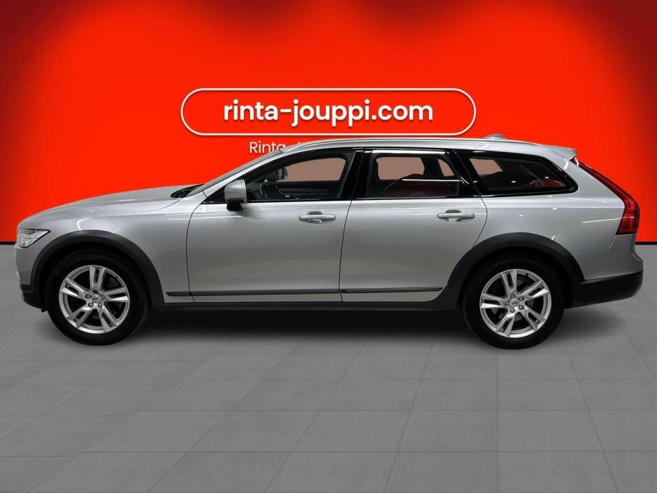 VOLVO V90 CROSS COUNTRY 2018