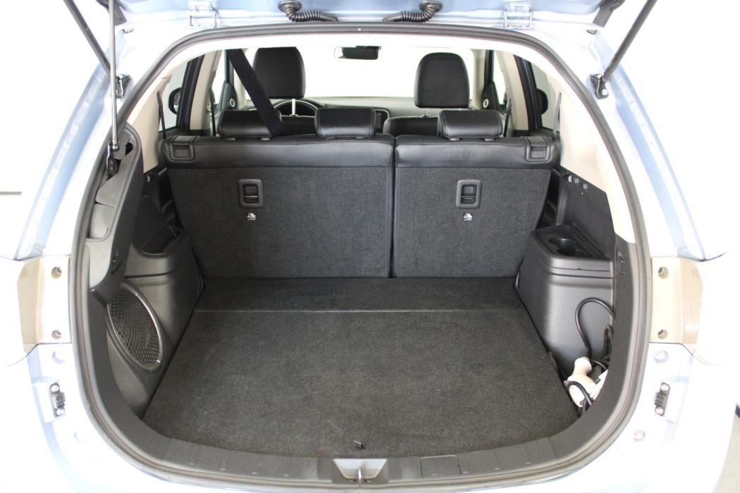 MITSUBISHI OUTLANDER PHEV 2015