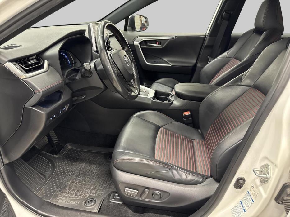 TOYOTA RAV4 PLUG-IN 2021