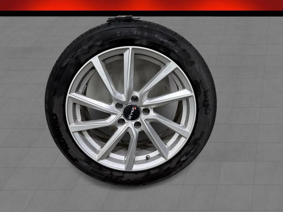 MERCEDES-BENZ E 2017