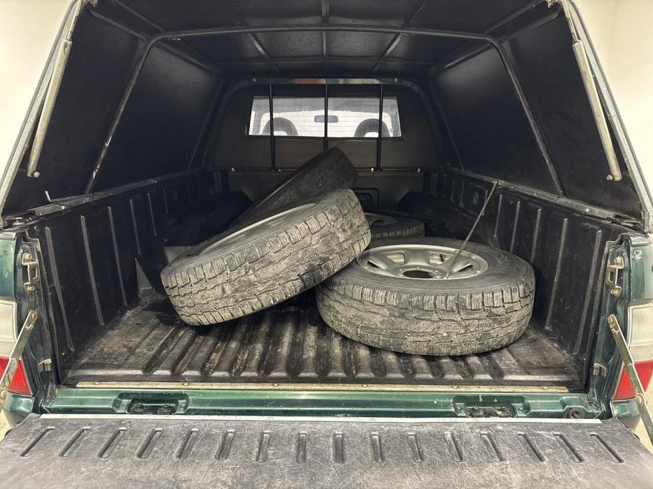 MITSUBISHI L200 2002